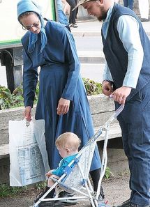 Familia de Amish de Canadá. Fuente: Wikimedia Commons.