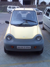 REVA, coche eléctrico más vendido del mundo. Fuente: WIkimedia Commons.