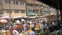 Mercado en Lagos (Nigeria). Imagen: Zouzou Wizman. Fuente: Flickr.