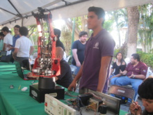 Control robótico por medio de ondas cerebrales. Fuente: Conacyt.