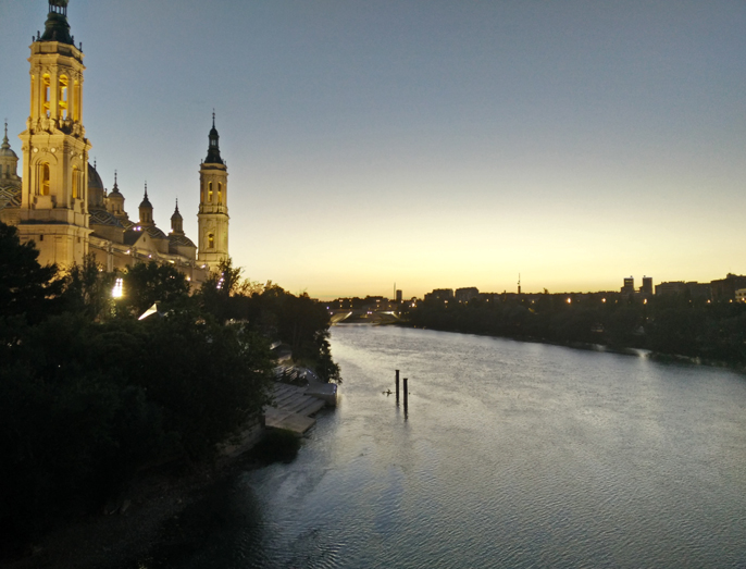 El río Ebro, a su paso por Zaragoza. Fuente: CSIC.