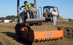 Los neumáticos usados sirven para construir carreteras