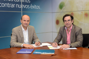 En la imagen de izquierda a derecha: David del Val, CEO de Telefónica I+D e Ignacio Pérez Dolset, CEO y fundador de U-tad.