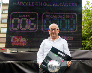 El director del Festival de cine de San Sebastián le mete un gol al cáncer