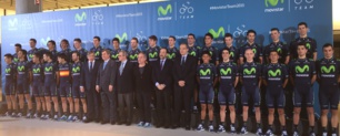 Movistar Team, con los niños refugiados