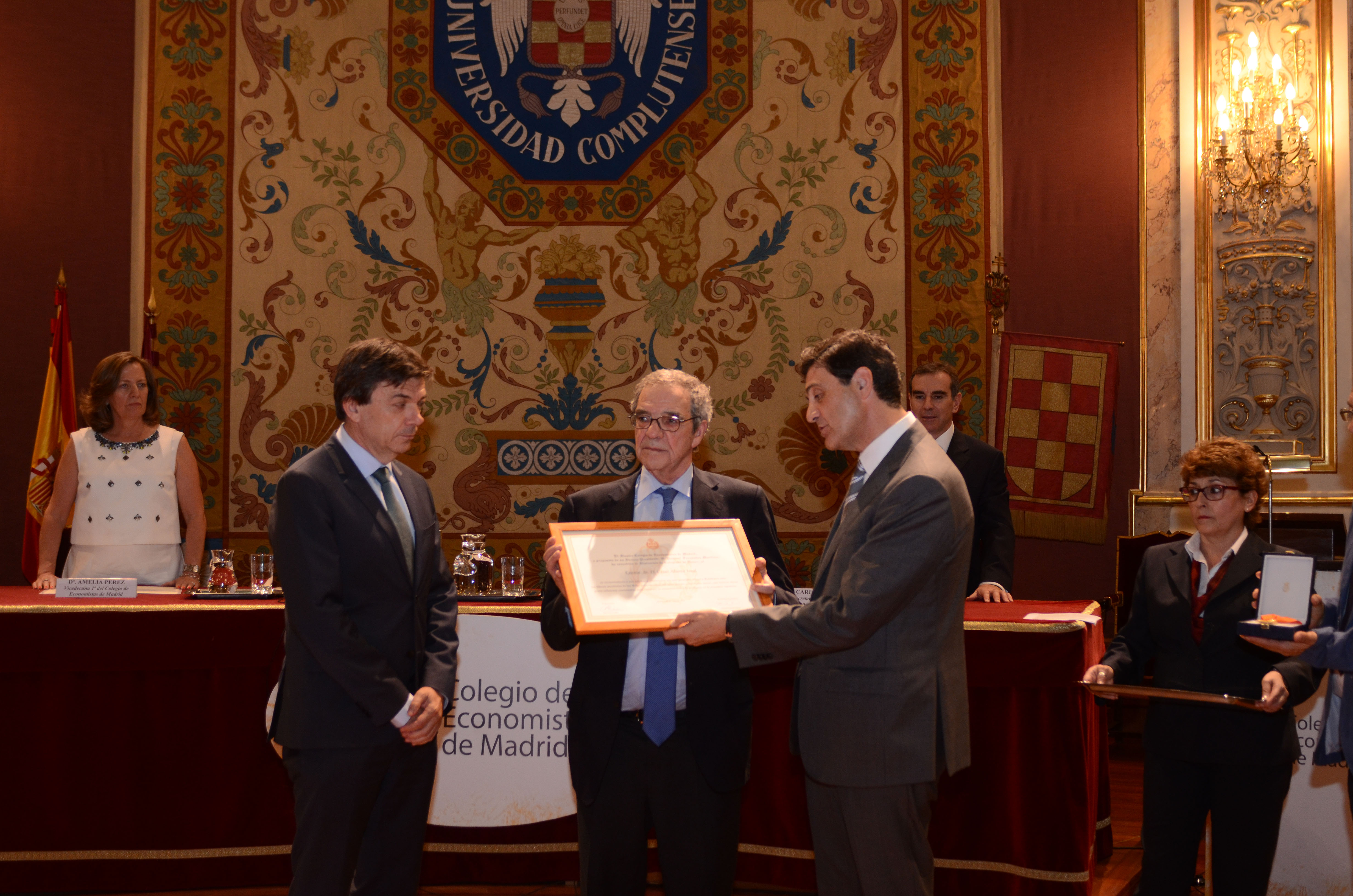 César Alierta, Economista de Honor del Colegio de Madrid